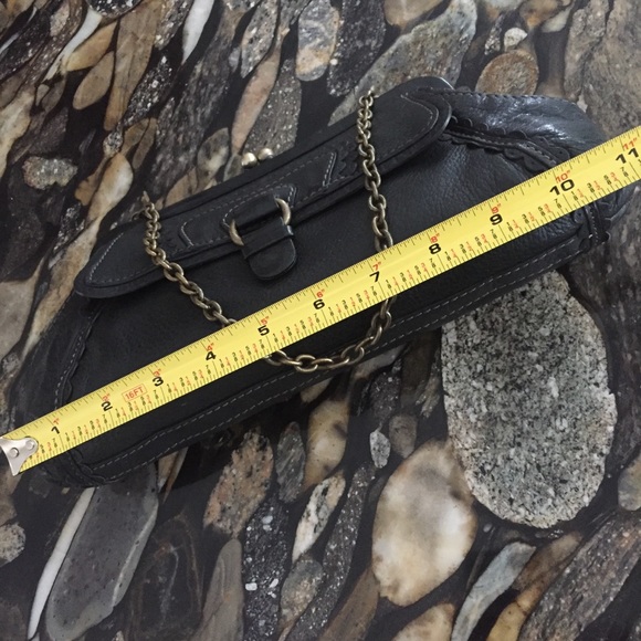 Ellen Tracy, Black Leather Frame Handbag With Kiss Lock Closure, EUC - Picture 15 of 16